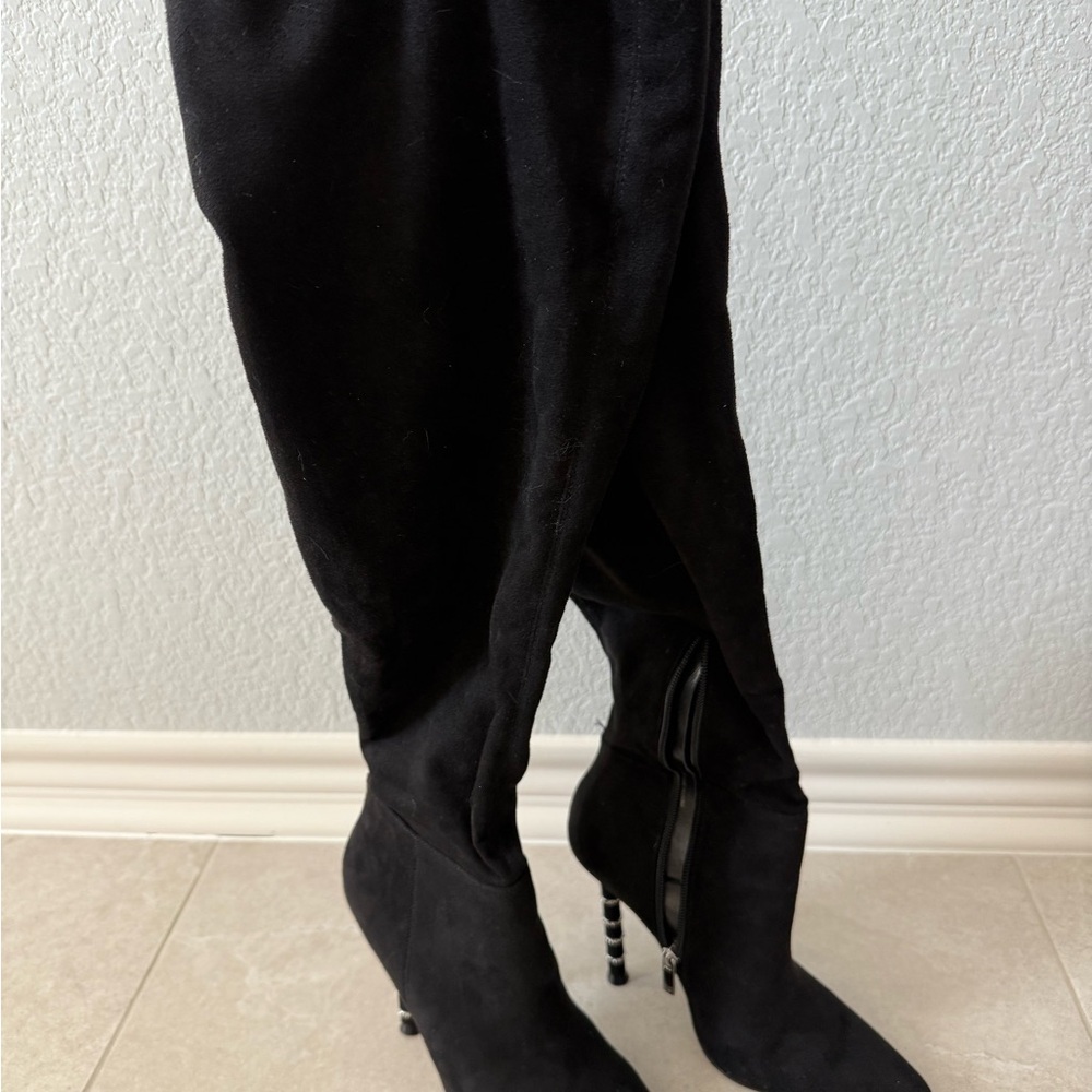 Jennifer Lopez Elegant Black Women's Boots